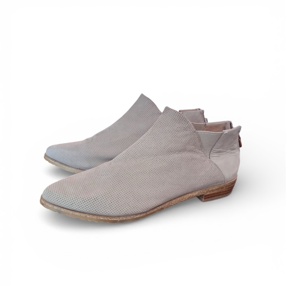 Gentle Soles Ankle Boot 7.5